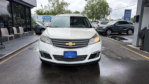 White 2014 Chevrolet Traverse 1LT