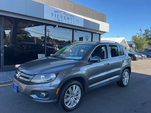 2014 Volkswagen Tiguan 2.0T SE 4MOTION