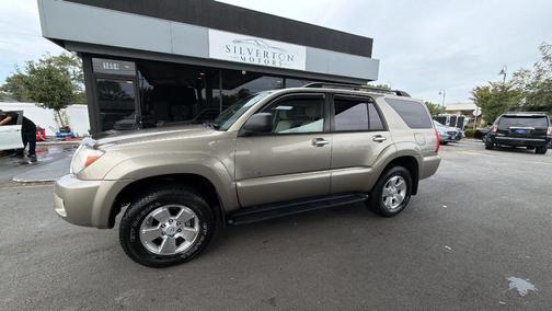 Beige 2006 Toyota 4Runner Sport