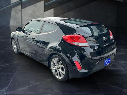 2016 Hyundai Veloster Base