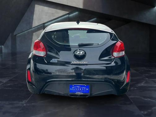 2016 Hyundai Veloster Base