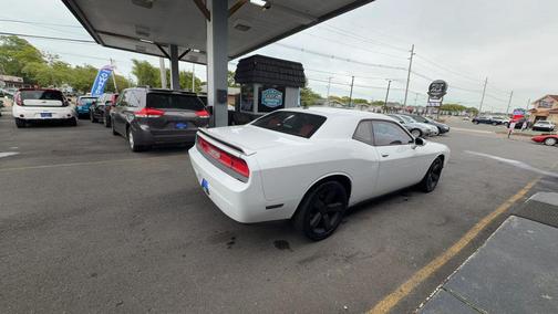Bright White Clearcoat 2013 Dodge Challenger Rallye Redline