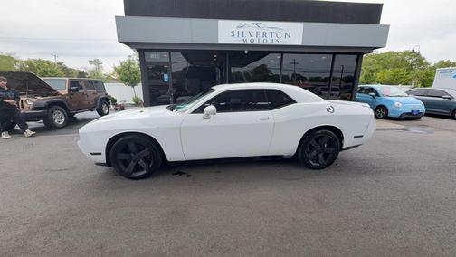 Bright White Clearcoat 2013 Dodge Challenger Rallye Redline