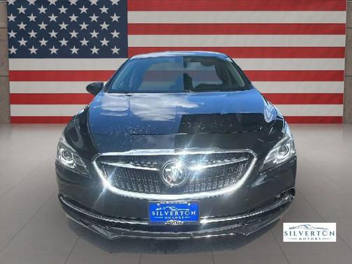 Dark Forest Green Metallic 2017 Buick LaCrosse Essence
