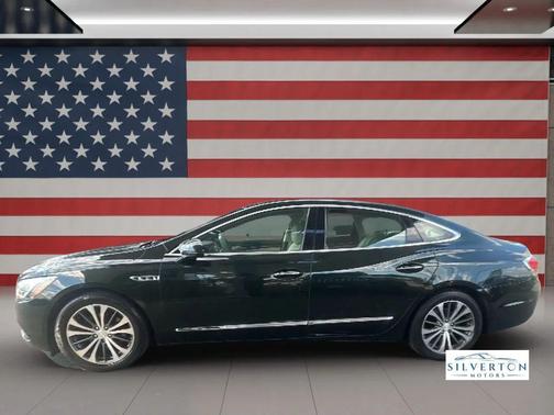 Dark Forest Green Metallic 2017 Buick LaCrosse Essence