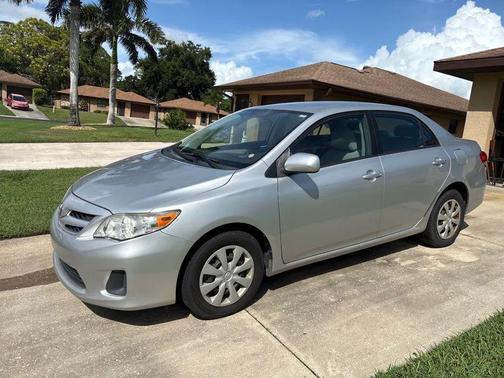 2011 Toyota Corolla LE