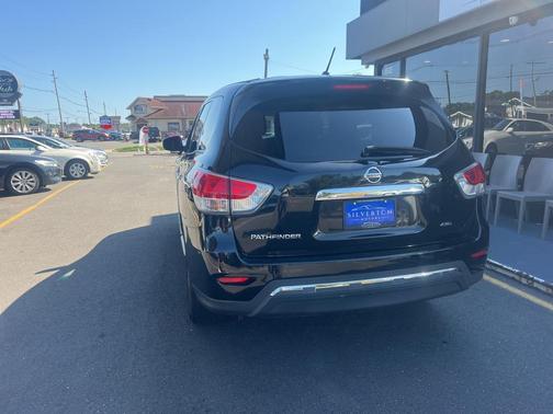 2013 Nissan Pathfinder S