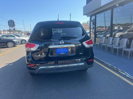 2013 Nissan Pathfinder S