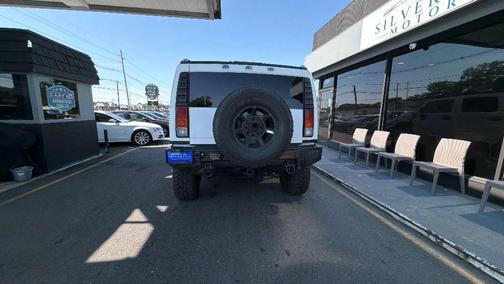White 2003 Hummer H2 Base