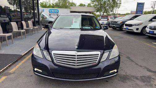Blue 2010 Mercedes-Benz E-Class E 350 4MATIC Sedan 4D
