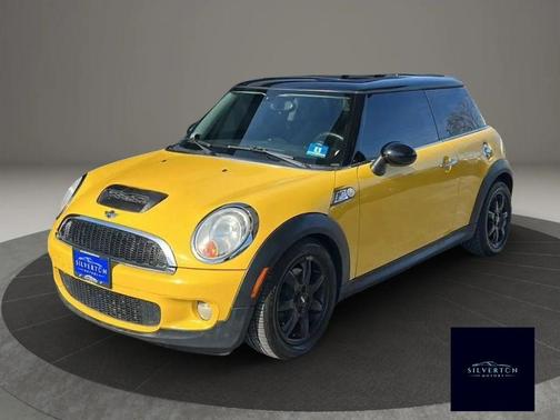 Mellow Yellow 2008 MINI Cooper S Base