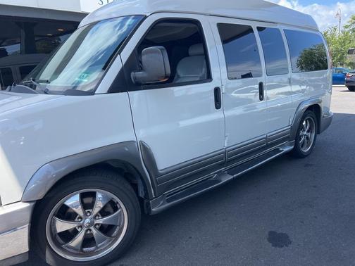 2011 GMC Savana 1500 Upfitter