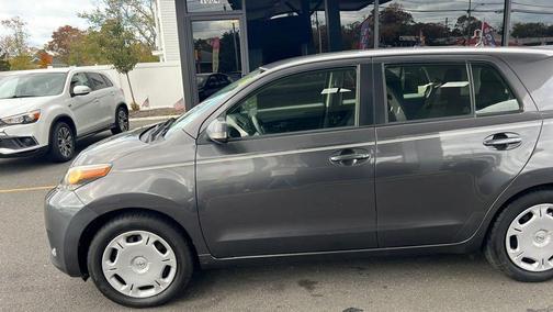 2014 Scion xD Hatchback 4D