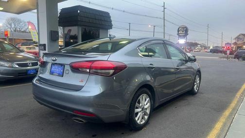 2017 Kia Forte S