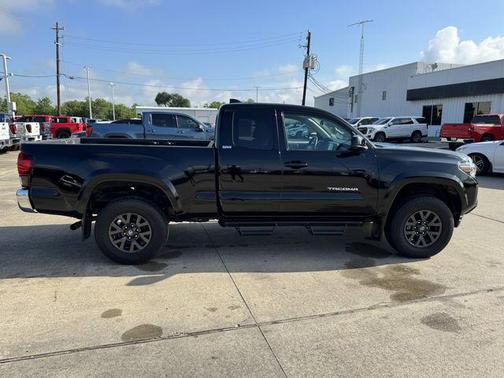 Black 2023 Toyota Tacoma SR5