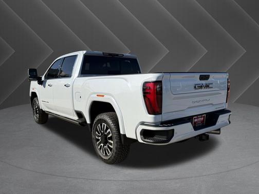 Glacier White Tricoat 2026 GMC Sierra 2500 Denali Ultimate