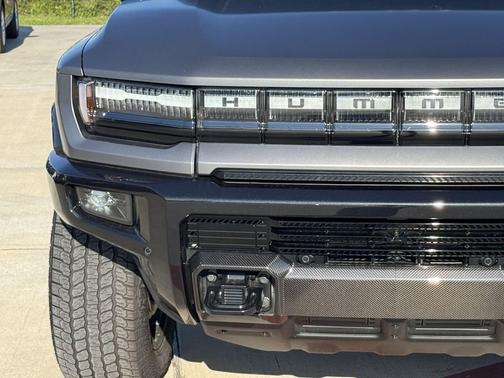 Magnus Gray Matte 2026 GMC HUMMER EV SUV 3X