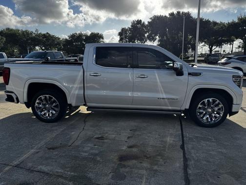 White Frost Tricoat 2024 GMC Sierra 1500 Denali