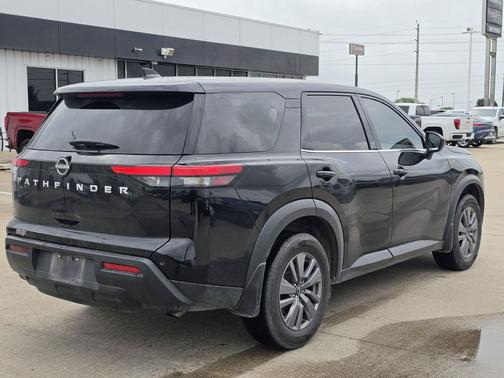 Super Black 2025 Nissan Pathfinder S FWD