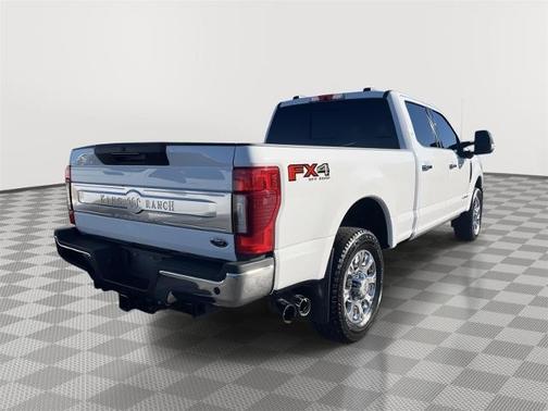 2022 Ford F-350 KING RANCH