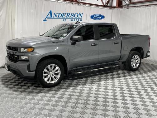 2020 Chevrolet Silverado 1500 CUSTOM