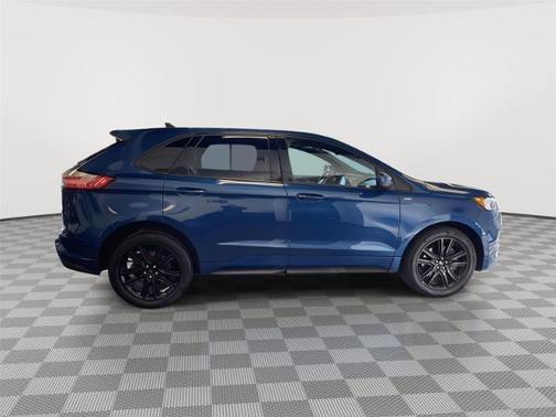 2022 Ford Edge ST-LINE