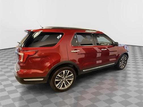 2019 Ford Explorer PLATINUM
