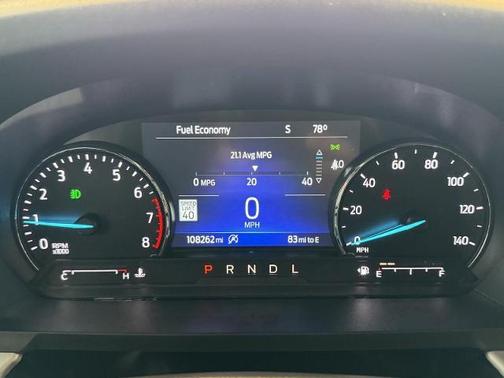 AGATE BLACK METALLIC 2021 Ford Explorer XLT