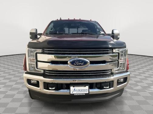RUBY RED METALLIC 2019 Ford F-250 LARIAT