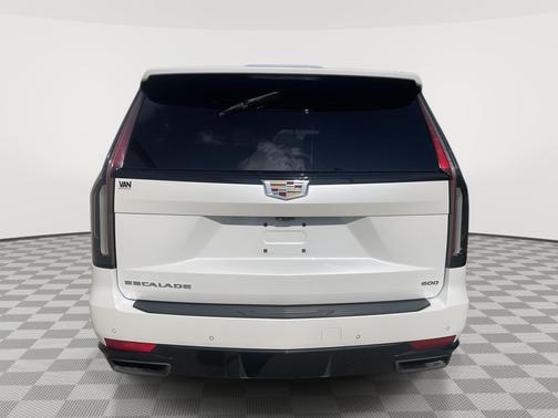 2021 Cadillac Escalade Sport