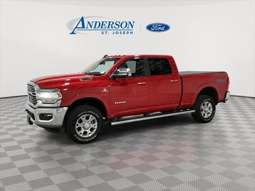 2022 RAM 2500 Laramie Crew Cab 4x4 6'4' Box