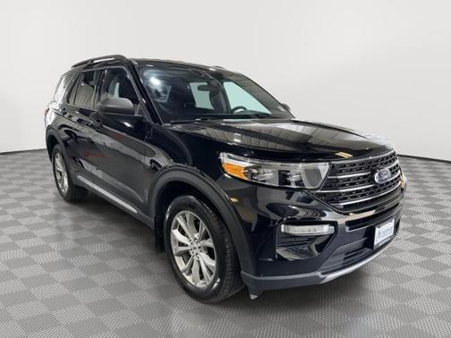 AGATE BLACK METALLIC 2023 Ford Explorer XLT