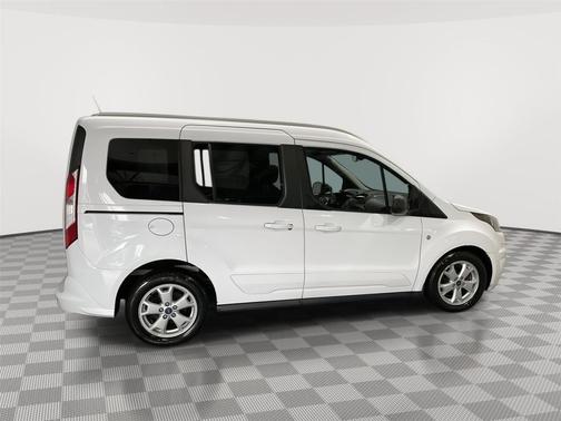 2015 Ford Transit Connect XLT w/Rear Liftgate