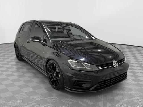 2018 Volkswagen Golf R 2.0T DSG
