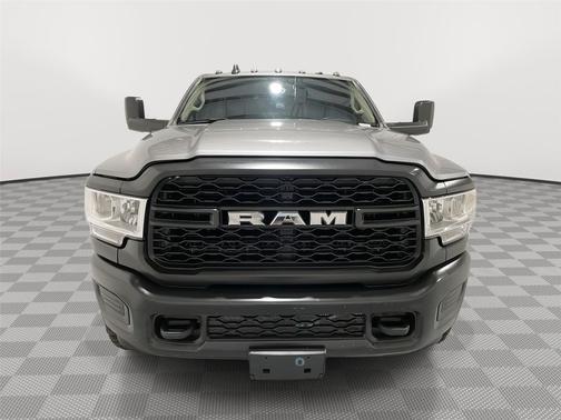 2019 RAM 3500 Tradesman Regular Cab 4x4 8' Box