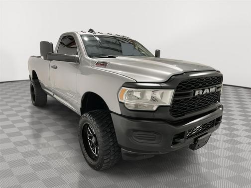 2019 RAM 3500 Tradesman Regular Cab 4x4 8' Box