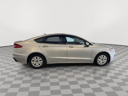 2019 Ford Fusion S