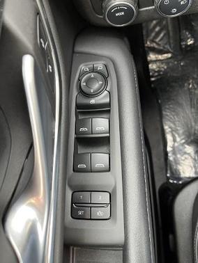 Summit White 2022 Chevrolet Tahoe LT