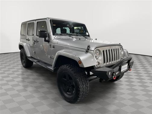 Billet Metallic 2018 Jeep Wrangler Unlimited SAHARA