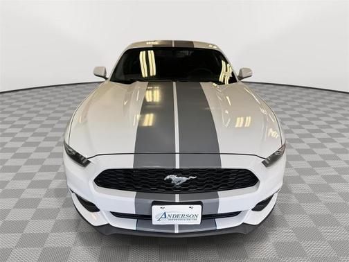 2017 Ford Mustang V6
