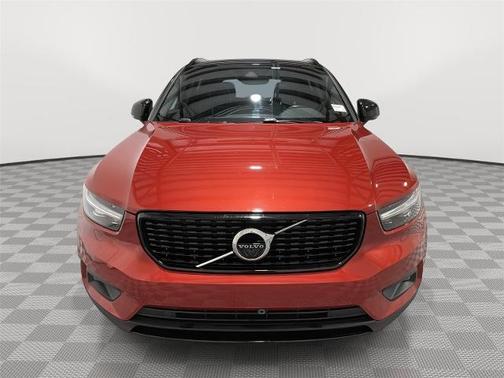 2021 Volvo XC40 T5 R-DESIGN