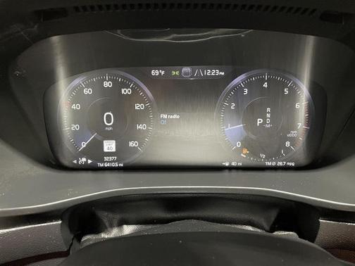 2021 Volvo XC40 T5 R-DESIGN