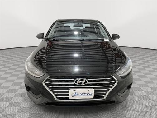 2020 Hyundai Accent SE