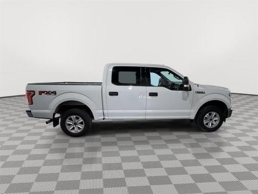 OXFORD WHITE 2017 Ford F-150 XLT