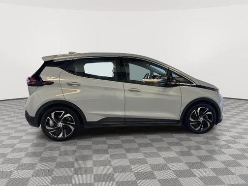 2022 Chevrolet Bolt EV 2LT