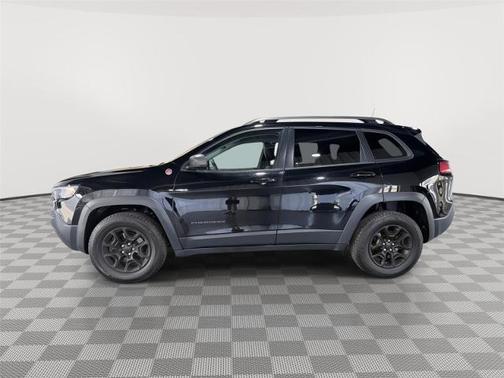 Diamond Black 2019 Jeep Cherokee TRAILHAWK