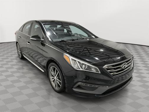 2015 Hyundai SONATA Sport 2.0T