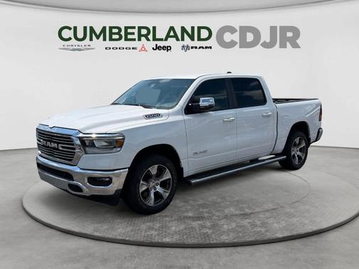 Bright White Clearcoat 2023 RAM 1500 Laramie
