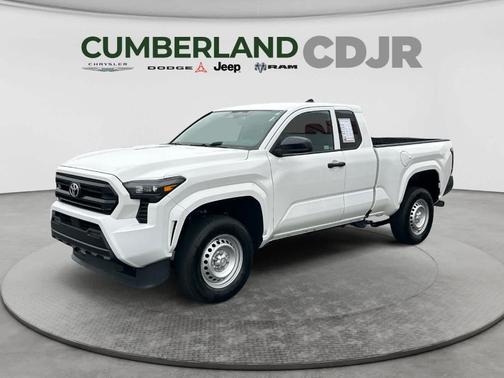 Ice 2025 Toyota Tacoma SR