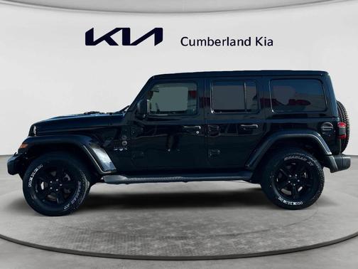 Black Clearcoat 2021 Jeep Wrangler Unlimited Sahara Altitude